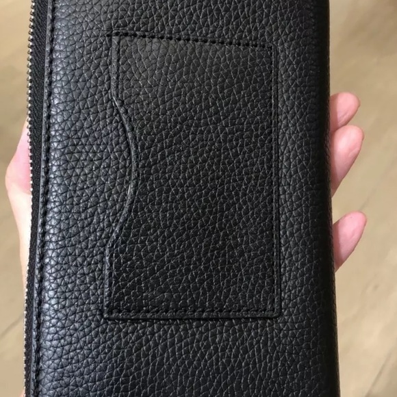 New Tory Burch Britten zip continental wallet Pebble Leather Black gold hardware - Picture 6 of 7